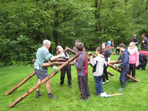 Self supporting bridge